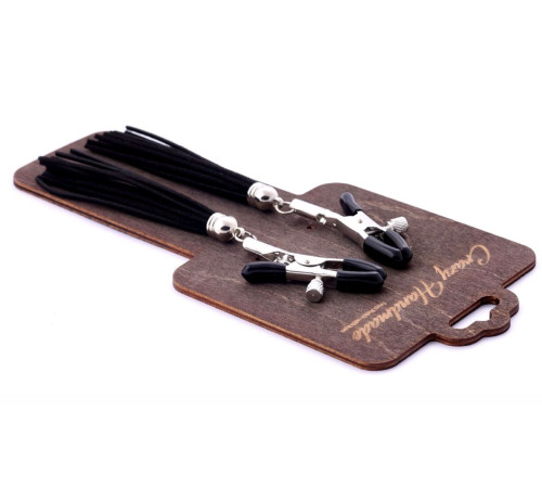 Зажимы на соски с черными замшевыми кисточками