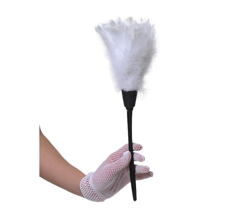 Щеточка горничной из белых перьев