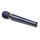 Заказать Cиний вибратор Le Wand Petite Rechargeable Vibrating Massager - 25 см.