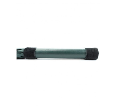 Изумрудная плеть Emerald Leather Whip с гладкой ручкой - 45 см. Изумрудная плеть Emerald Leather Whip с гладкой ручкой - 45 см.