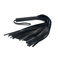 Черная многохвостовая плеть из мягкой кожи - 57 см.