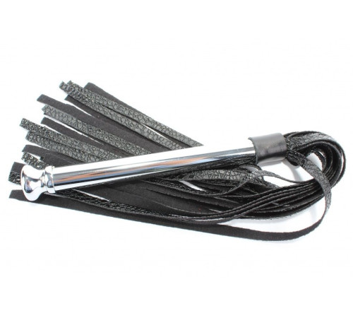 Черная плетка с металлической ручкой - 43 см.