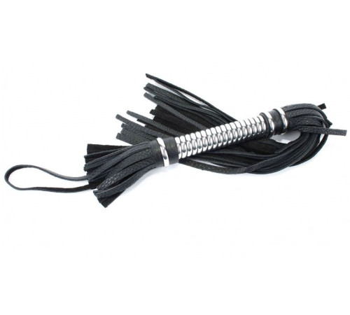 Черная плеть с серебристой ручкой - 45 см.