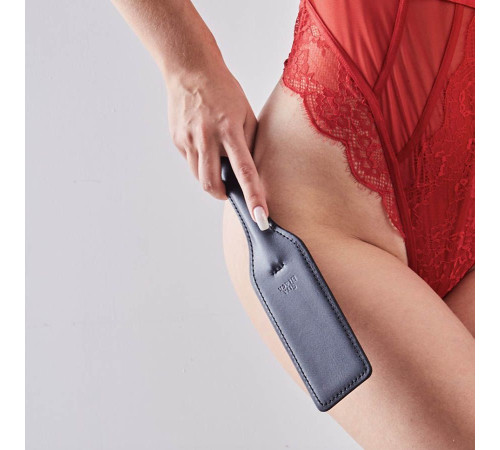 Черная кожаная шлепалка SitaBlack - 30 см.