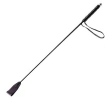 Чёрный стек с кожаной ручкой - 58 см.