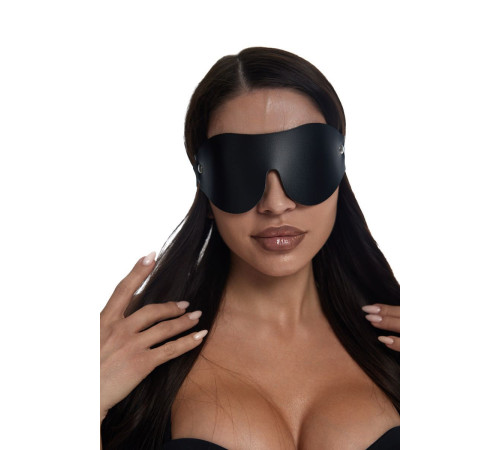 Черная однослойная кожаная маска