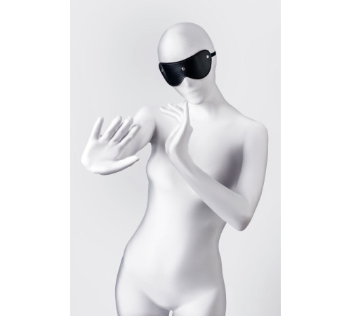 Черная кожаная маска Anonymo с мягким подкладом