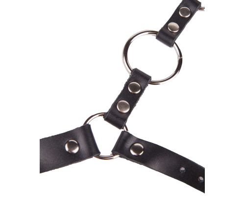 Кляп-кольцо на чёрных кожаных ремешках с застёжкой