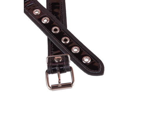 Розовый кляп-шар на черных кожаных ремешках