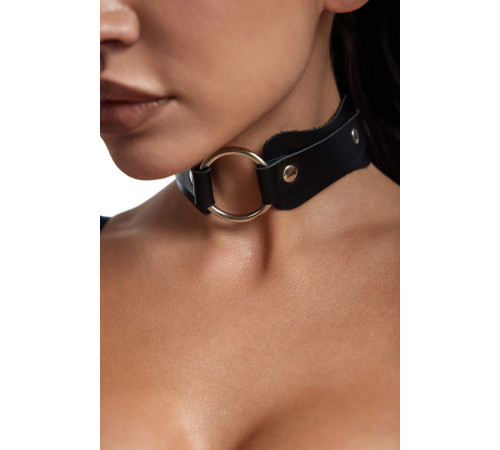 Черный кожаный ошейник с кольцом