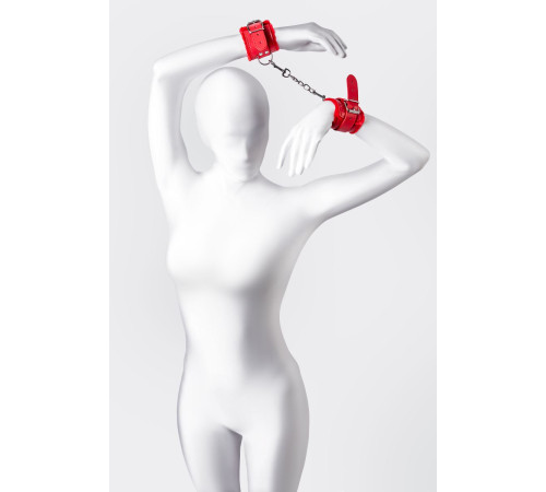 Красные наручники Anonymo из искусственной кожи