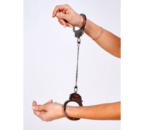 Эксклюзивные наручники со сменными цепями