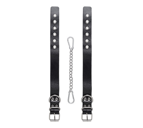 Черные оковы из одного ремешка с люверсами