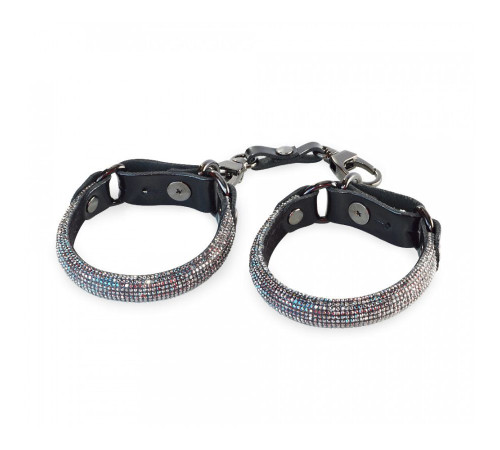 Сверкающие наручники  Гламур