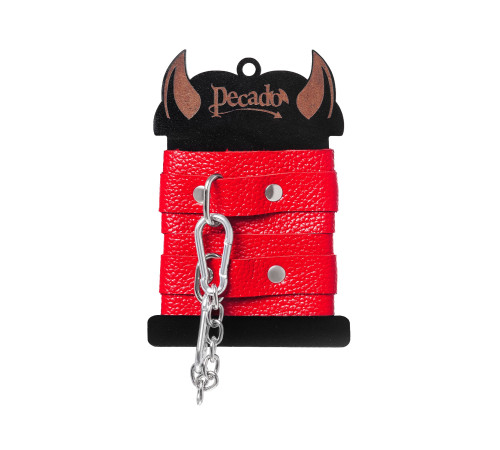 Красные кожаные наручники-браслеты со скруглёнными углами