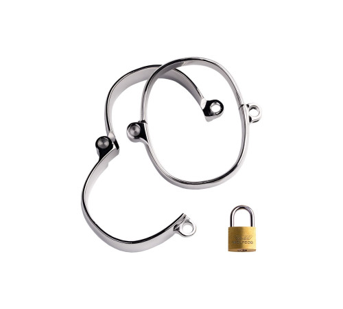 Металлические наручники на замке