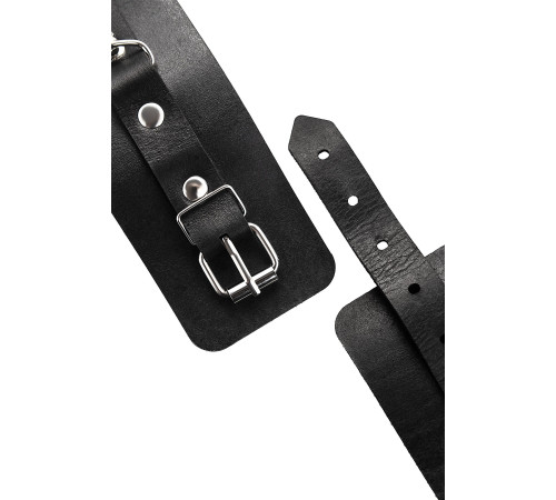 Черные однослойные наручники из натуральной кожи с цепочкой