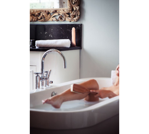 Телесный фаллоимитатор-реалистик Matt B - 21,5 см.