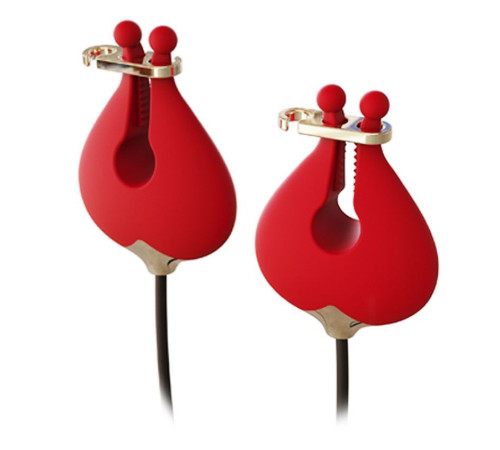 Красный вибромассажёр с зажимами для сосков - 16 см.