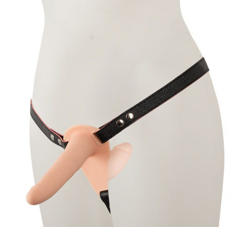 Телесный двойной вибрострапон с вибрацией Vibrating Double Strap-On - 15 см.