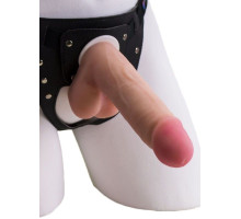 Страпон в подарочной упаковке: трусики с плугом и фаллоимитатор-насадка - 16 см.